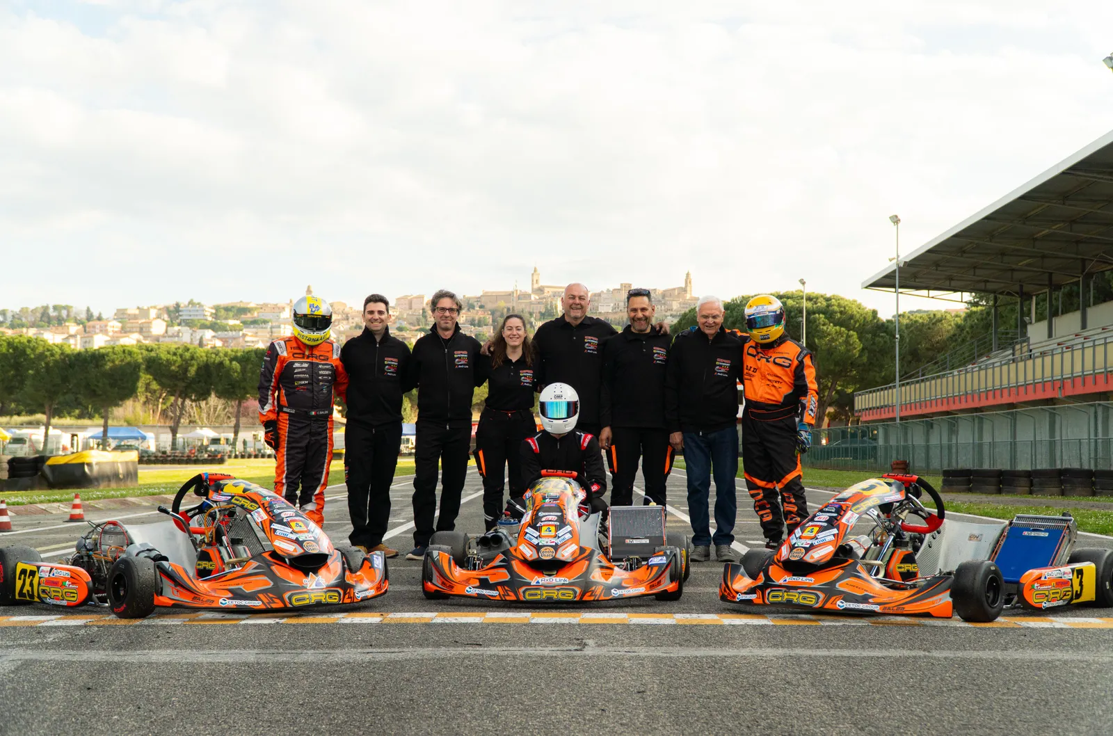 AxD Link Karting Team schierato in pista